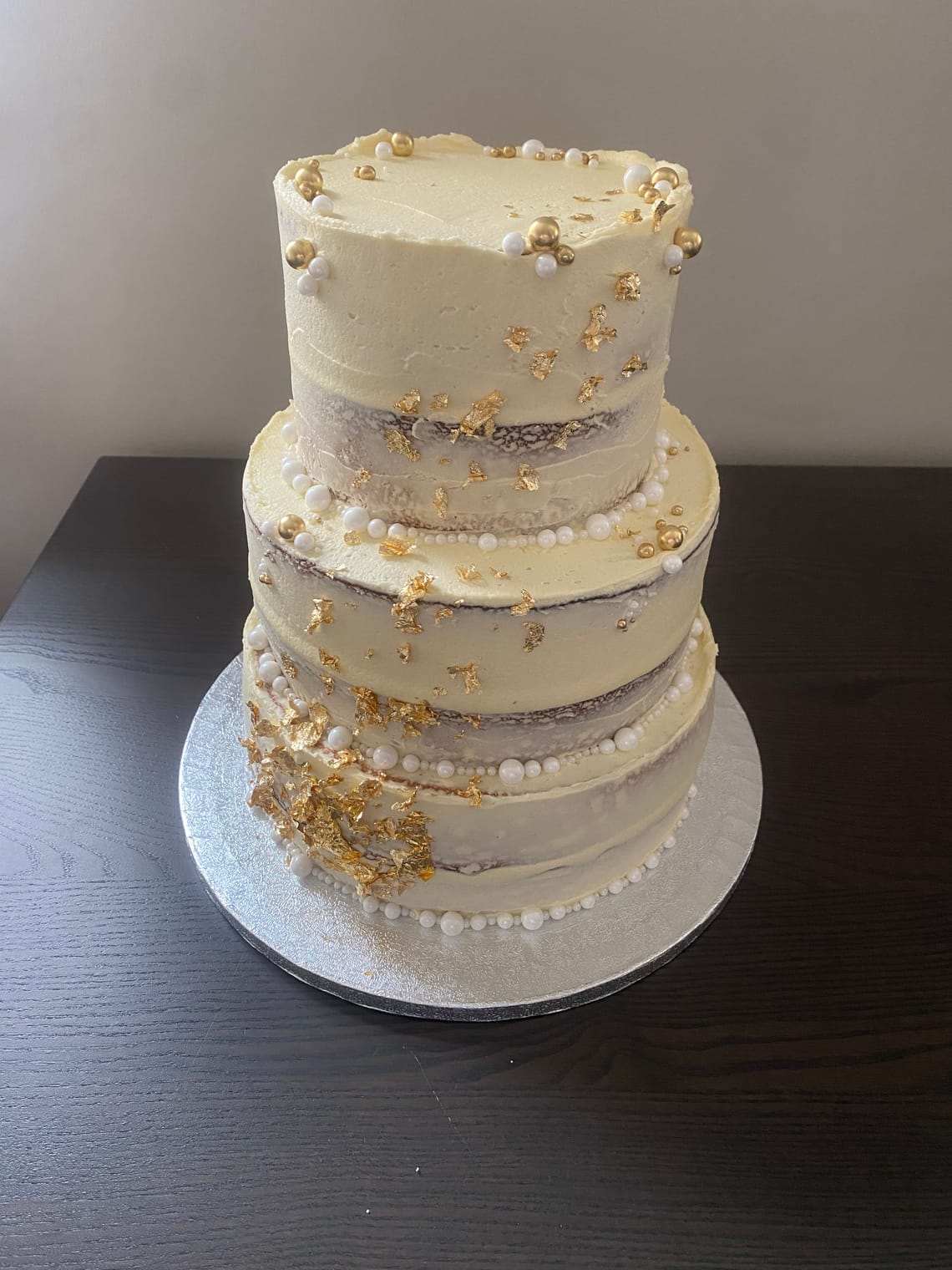 Naked style wedding cake