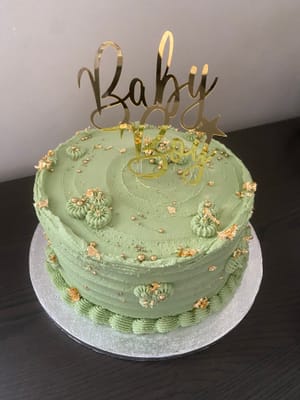 Baby shower cake